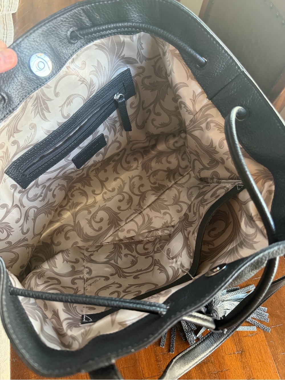 Tignanello Black Pebbled Leather Slouchy Tote Shoulder Bag w/Tassel - Picture 7 of 10